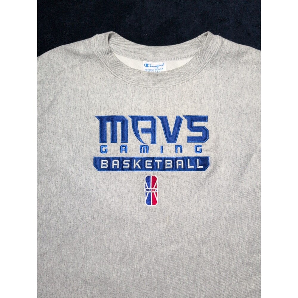 Champion Reverse Weave NBA 2KL Dallas Mavericks Gaming Basketball XL Sweater